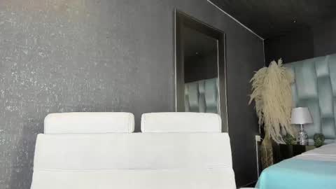 Emily online show from September 2025 11:54:01 AM