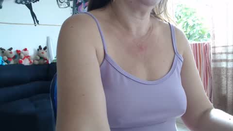 amaris_c online show from February 2025 01:19:01 PM