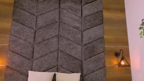 Amaris online show from October 2025 02:09:02 AM