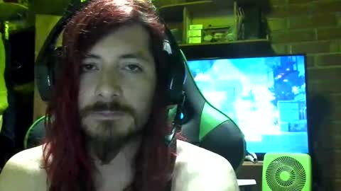 Amaru online show from November 2025 02:11:01 AM