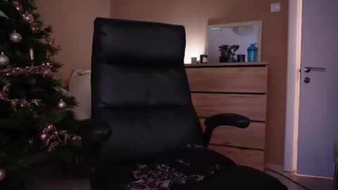 amateur_fitbabex online show from December 2025 07:14:02 AM