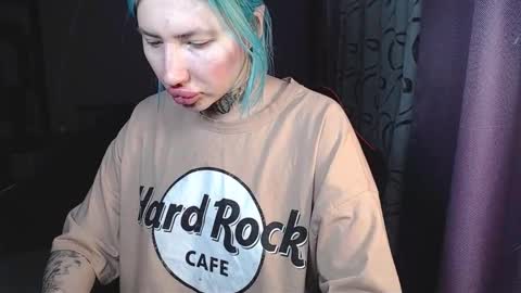 Malina online show from March 2026 06:15:02 PM