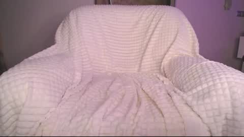 amazing_agness online show from January 2025 10:39:02 AM