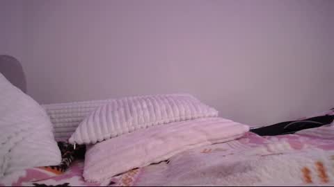 amazing_agness online show from March 2025 08:48:01 AM