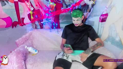 Gaby online show from October 2025 07:59:01 PM