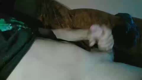 amazingcuteboy845 online show from September 2025 12:49:01 AM