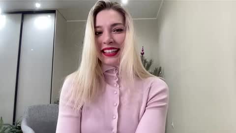 Kelly online show from January 2025 09:54:02 AM