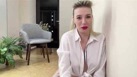 Kelly online show from January 2025 01:14:01 PM