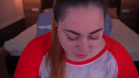 Ellie online show from September 2025 10:54:01 PM