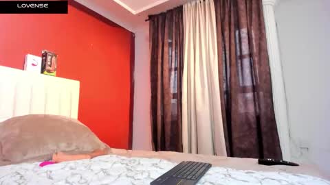 Sara  online show from September 2025 12:05:02 PM