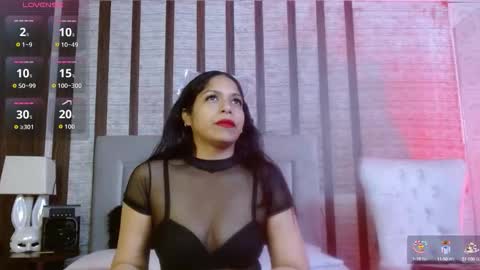 Ambar Jones online show from September 2025 11:55:01 AM