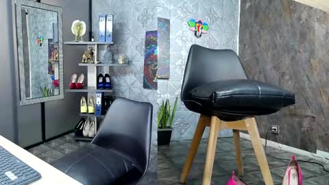 Snapshot of ambar_rose2 chatting on December 2024 04:08:02 PM ambar rose2 online show from December 2024 04:08:02 PM