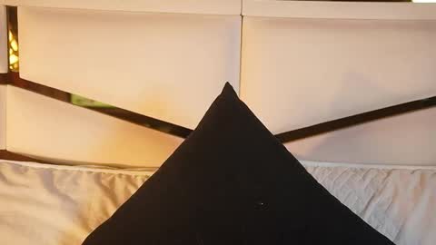 Snapshot of ambar_rosse25 chatting on September 2025 11:34:02 AM Julieta online show from September 2025 11:34:02 AM