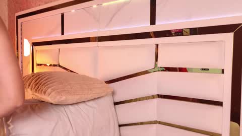 Snapshot of ambar_rosse25 chatting on September 2025 11:59:01 AM Julieta online show from September 2025 11:59:01 AM