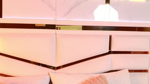 Snapshot of ambar_rosse25 chatting on November 2025 11:32:02 AM Julieta online show from November 2025 11:32:02 AM