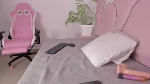 Snapshot of ambarasm chatting on November 2025 01:02:01 PM ambarasm online show from November 2025 01:02:01 PM