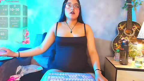Snapshot of ambardevon_x chatting on May 2026 08:24:01 PM ambardevon_x online show from May 2026 08:24:01 PM