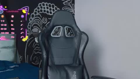 Ambar online show from February 2026 08:01:01 PM