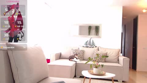 Ambar online show from December 2024 08:36:01 PM