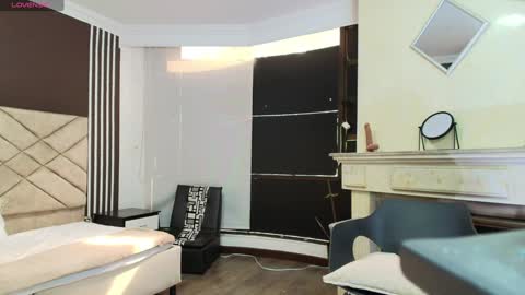 Ambar Ross online show from December 2024 07:10:01 PM