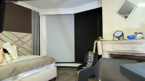 Ambar Ross online show from December 2024 11:31:02 PM