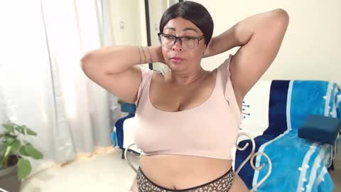  Amber Sofhia  online show from January 2025 08:17:01 PM