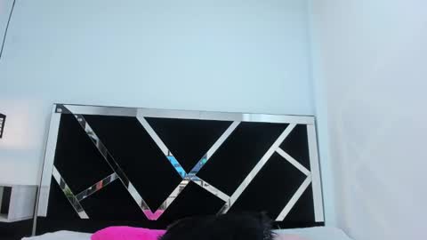   online show from January 2025 03:30:02 AM