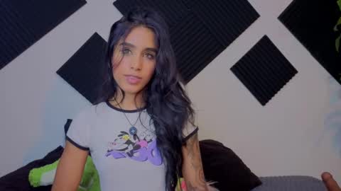 Amber online show from September 2025 02:04:01 AM