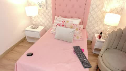 amber  ferrera online show from February 2026 11:40:01 AM