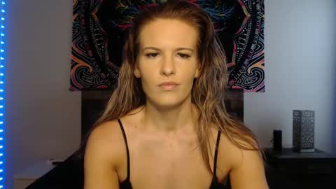 Amber online show from February 2025 03:16:01 PM