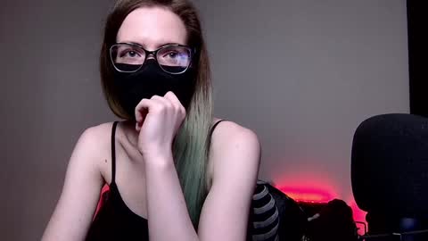 Amber non-nude model online show from December 2024 02:09:01 AM