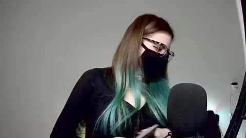 Amber non-nude model online show from March 2025 05:07:02 AM