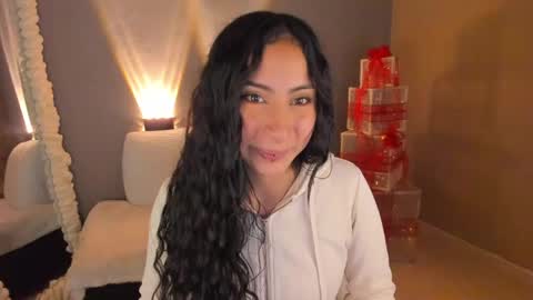 amber_curly online show from January 2025 07:34:02 PM