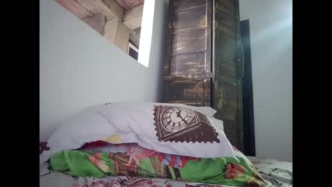 Amber online show from March 2026 07:25:01 PM