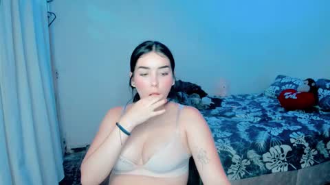 amber online show from December 2024 10:07:01 PM