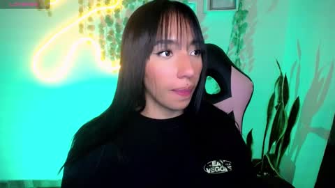 Snapshot of amber_morgan1 chatting on January 2025 06:46:01 AM Amber online show from January 2025 06:46:01 AM