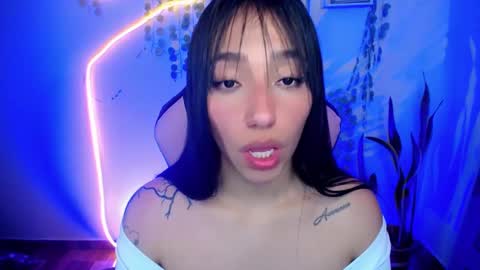 Snapshot of amber_morgan1 chatting on March 2025 05:11:02 PM Amber online show from March 2025 05:11:02 PM