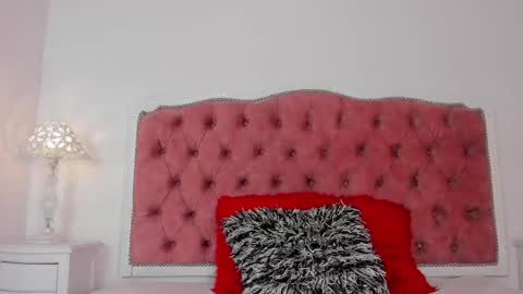 julieta  online show from October 2025 01:44:01 PM