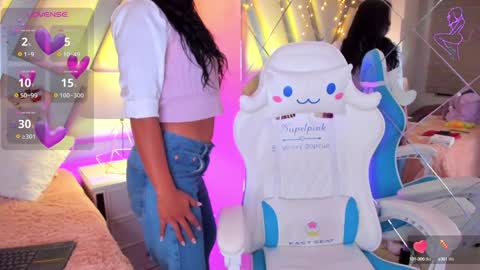 Snapshot of amber_villalobos chatting on January 2025 04:09:02 AM Tell me Amber online show from January 2025 04:09:02 AM