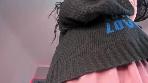 Amber  online show from September 2025 11:46:02 AM