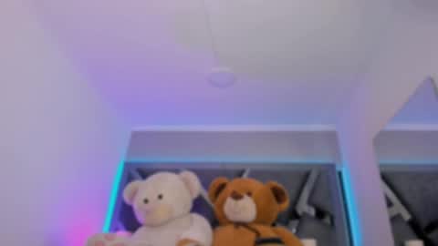 Amber  online show from September 2025 11:46:02 AM