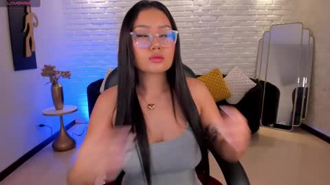 Amber  online show from October 2025 02:31:01 AM