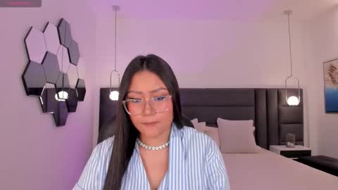 Amber  online show from October 2025 03:10:02 AM