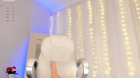 Amber online show from December 2024 01:16:02 PM