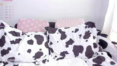 Amber online show from February 2025 02:26:02 PM