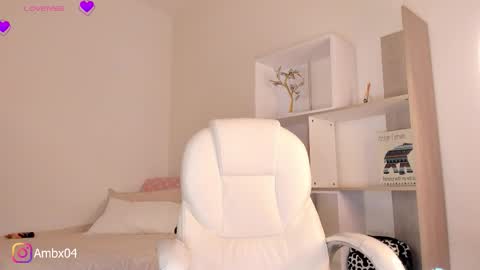 Amber online show from October 2025 05:58:02 PM