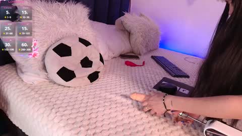 Snapshot of ambermoss_ chatting on December 2024 08:41:01 AM Amber online show from December 2024 08:41:01 AM