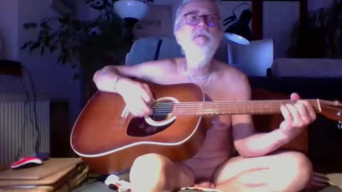 Amberr11 online show from October 2025 09:46:01 PM