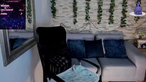 Amber online show from November 2025 03:28:01 AM