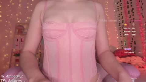 Snapshot of amberw_c chatting on September 2025 02:33:02 AM IG - TW Amberw c online show from September 2025 02:33:02 AM